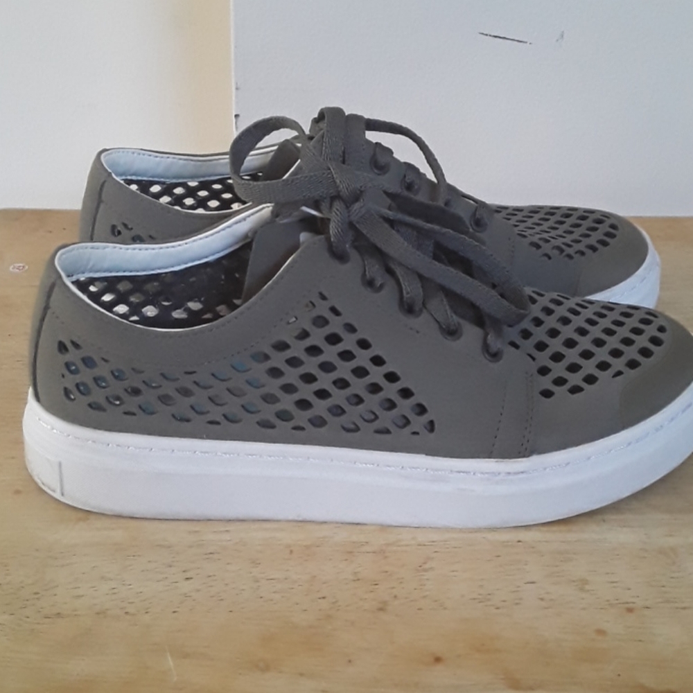 Adidas by Stella McCartney Vegan Atakor
